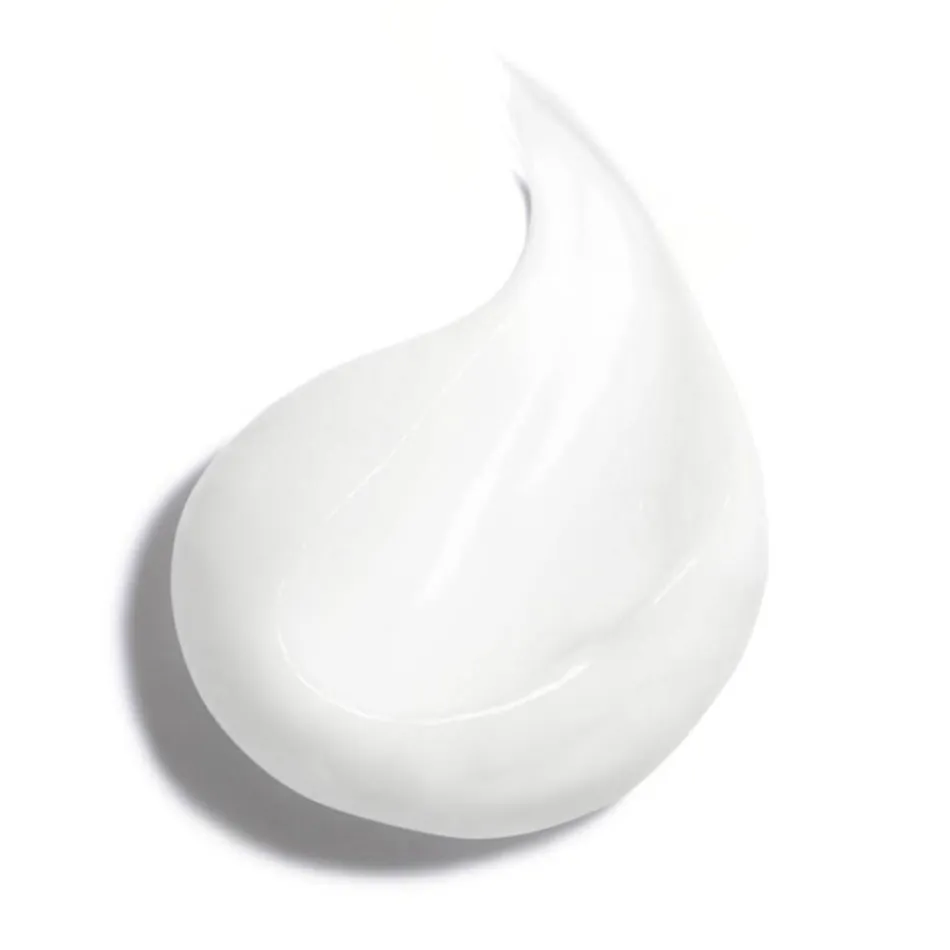 CHANEL LE LIFT SOIN LÈVRES ET CONTOURS | baslerbeauty