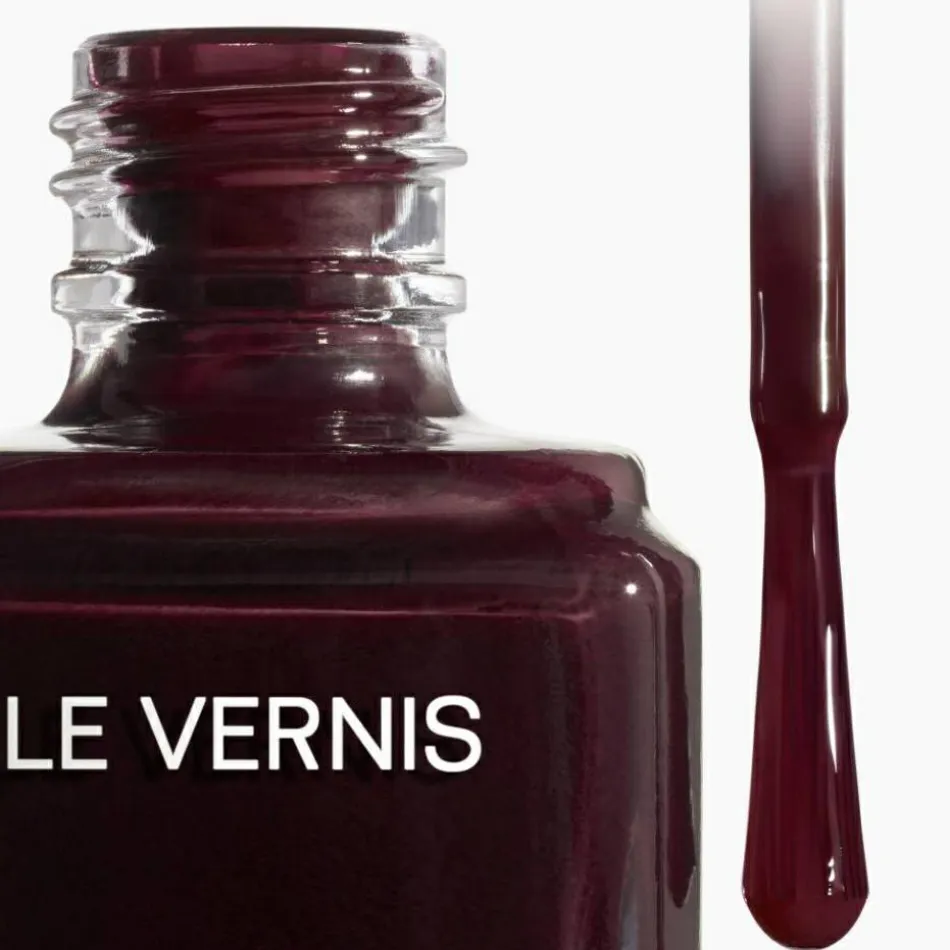 CHANEL LE VERNIS NAGELLACK | baslerbeauty