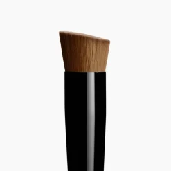 CHANEL PINCEAU TEINT 2 EN 1 - FLUIDE ET | baslerbeauty