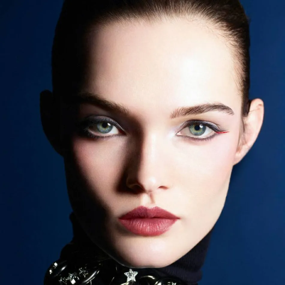 CHANEL ROUGE ALLURE VELVET ROUGE VIE 3, | baslerbeauty