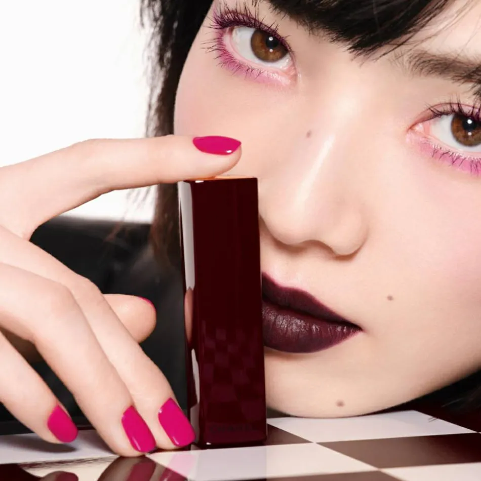 CHANEL ROUGE ALLURE VELVET LIMITIERTE E | baslerbeauty