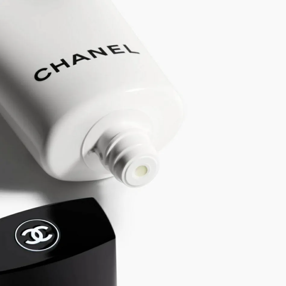 CHANEL LA MOUSSE 150 ml online kaufen | baslerbeauty