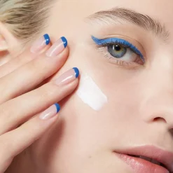 Crème Fraîche de Beauté Volumen- und Feuchtigkeitsspendende Creme 50 ml
