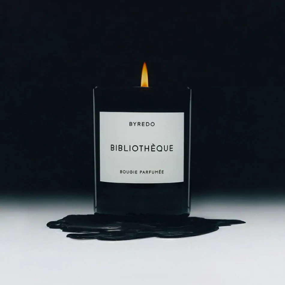 Fleur Fantôme Bougie Parfumée 240 g