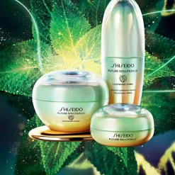 Future Solution LX   Legendary Enmei Ultimate Brillance Eye Cream 15 ml