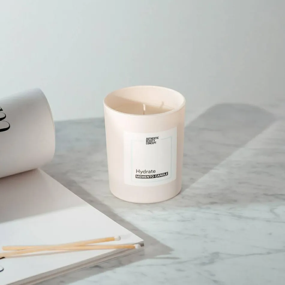 Hydrate Memento Candle 240 g