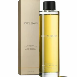 Mesmerising Oudh Accord & Gold   Aroma Reeds Refill 150 ml
