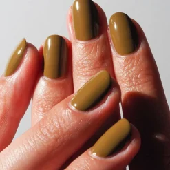 no. 040 Nail Polish Moosgrün 15 ml