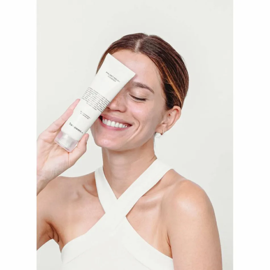 PHA Soft Peeling Cleanser 150 ml