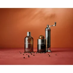 Re-charge Black Pepper   Bath & Shower Gel 300 ml