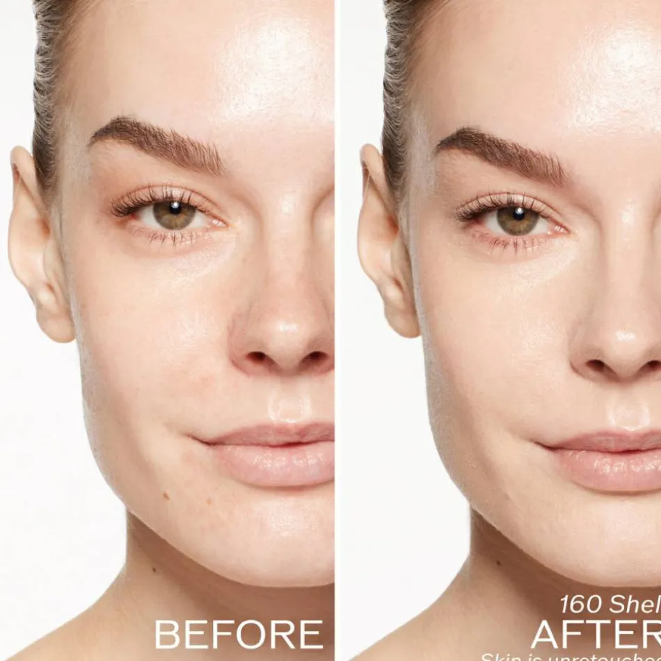 Revitalessence Skin Glow Foundation