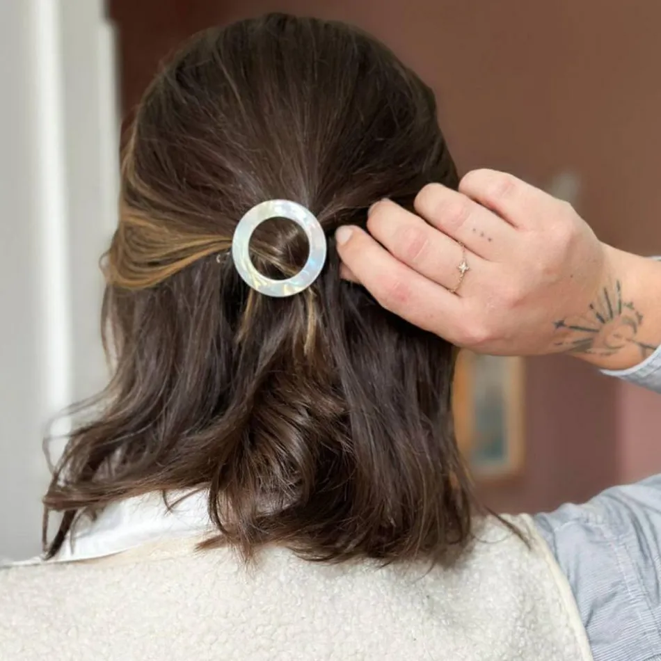 Seashell Round Hairclip