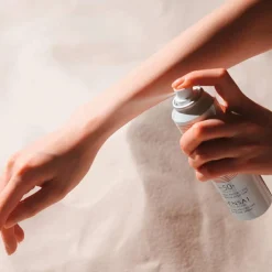 SILKY BRONZE   Cooling Protective Suncare Spray SPF 50+ 150 ml