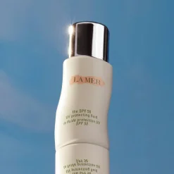The SPF 50 UV Protecting Fluid 50 ml